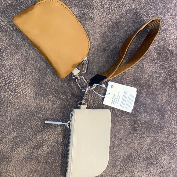 NEW LULULEMON Dual Pouch Wristlet